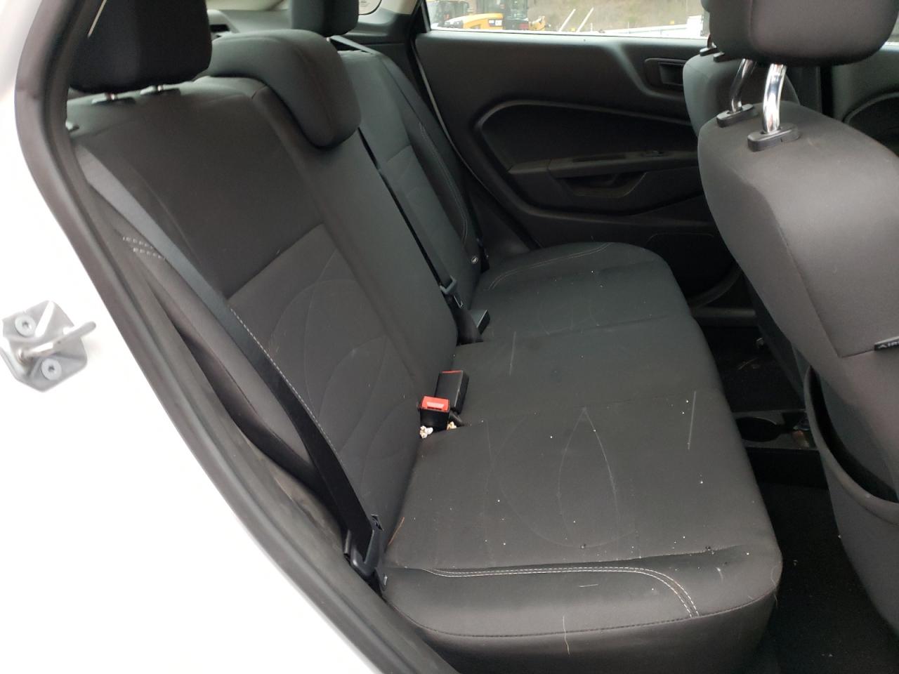 Photo 6 from auction – 2018 FORD FIESTA SE with VIN 3FADP4BJ6JM136180