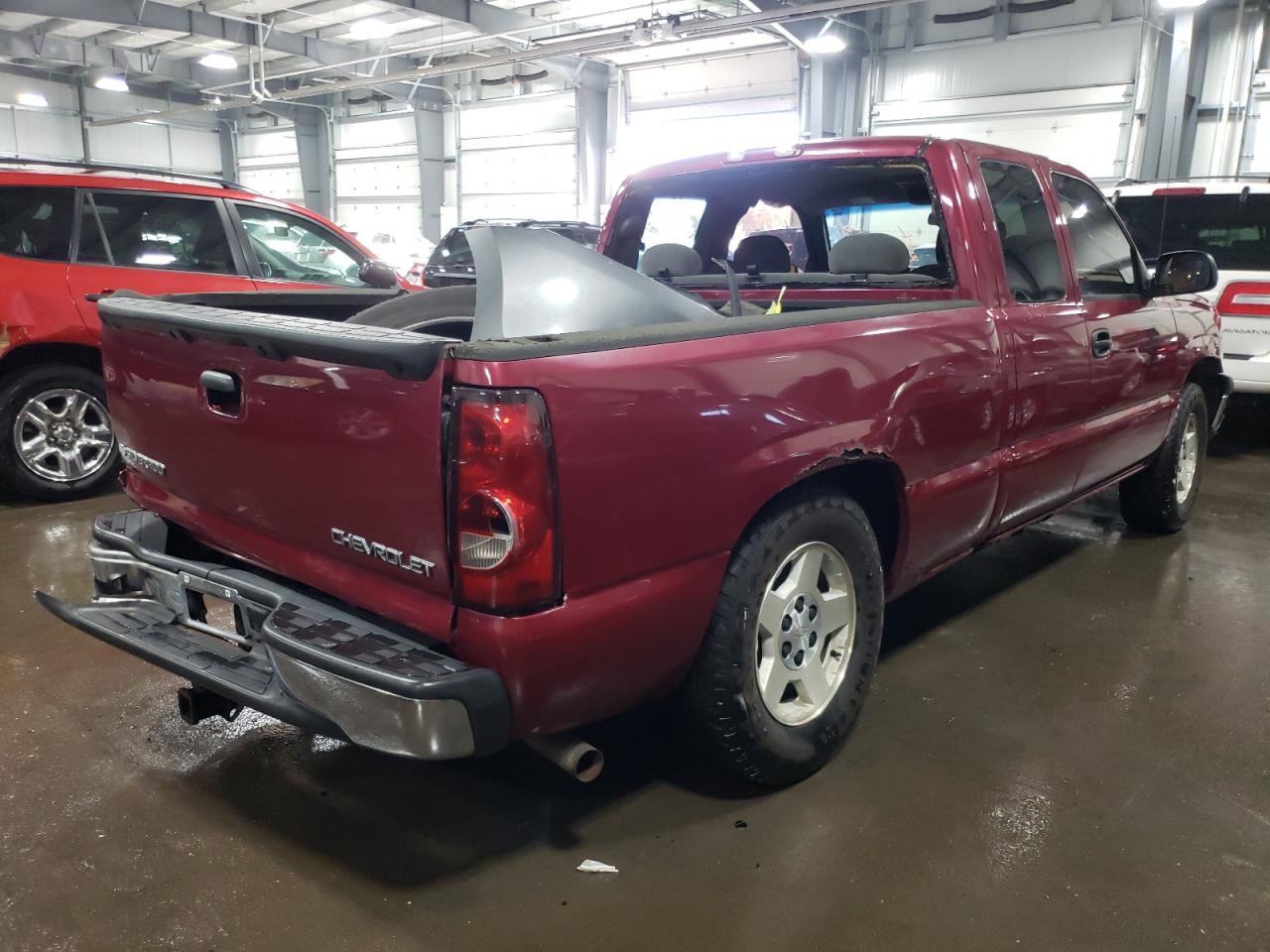Photo 4 from auction – 2004 CHEVROLET SILVERADO with VIN 2GCEC19T141373414