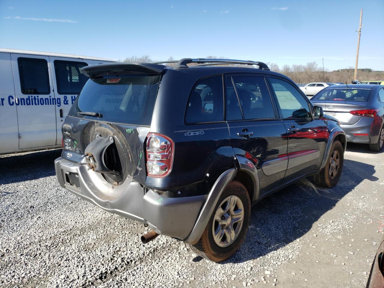 Photo 4 from auction – 2005 TOYOTA RAV4 with VIN JTEHD20VX56036096