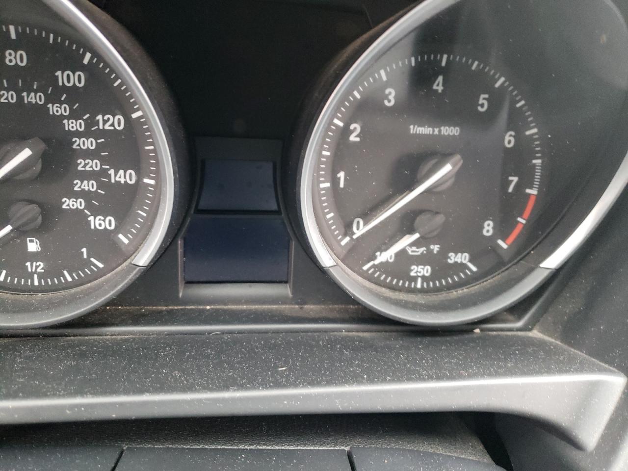 صورة رقم 8 من المزاد - 2012 BMW Z4 SDRIVE2 مع VIN WBALL5C59CE716702