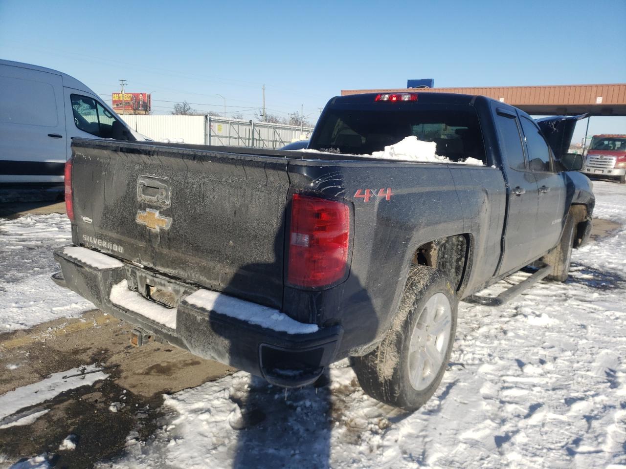 Photo 4 from auction – 2018 CHEVROLET SILVERADO with VIN 1GCVKPEC2JZ209619