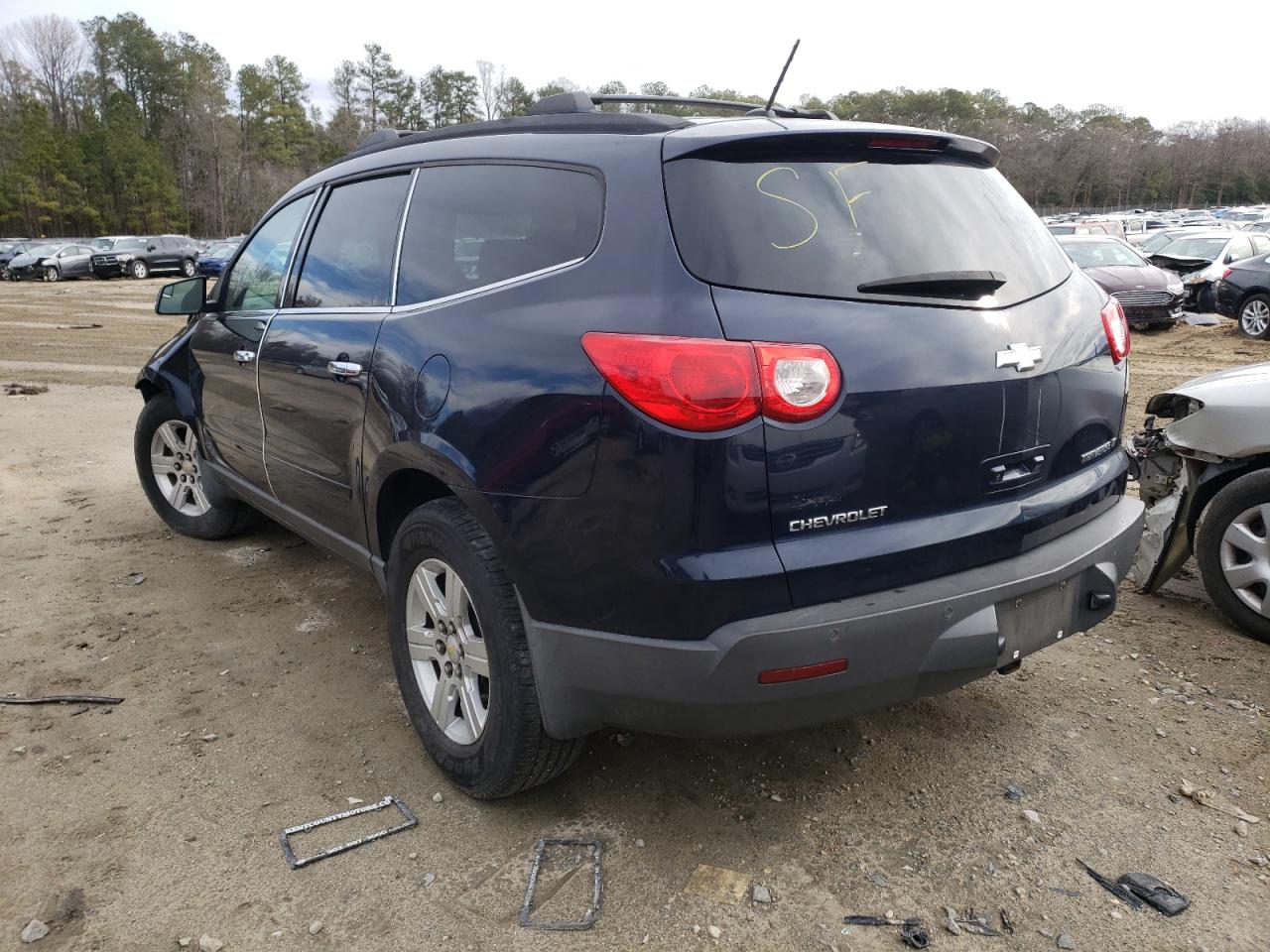 Photo 3 from auction – 2010 CHEVROLET TRAVERSE L with VIN 1GNLRFED3AS117165