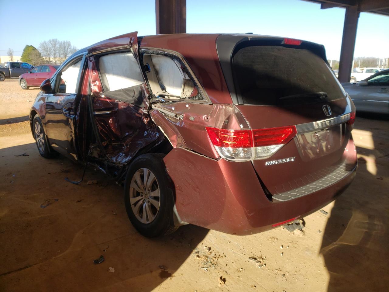 Photo 3 from auction – 2017 HONDA ODYSSEY EX with VIN 5FNRL5H60HB023571