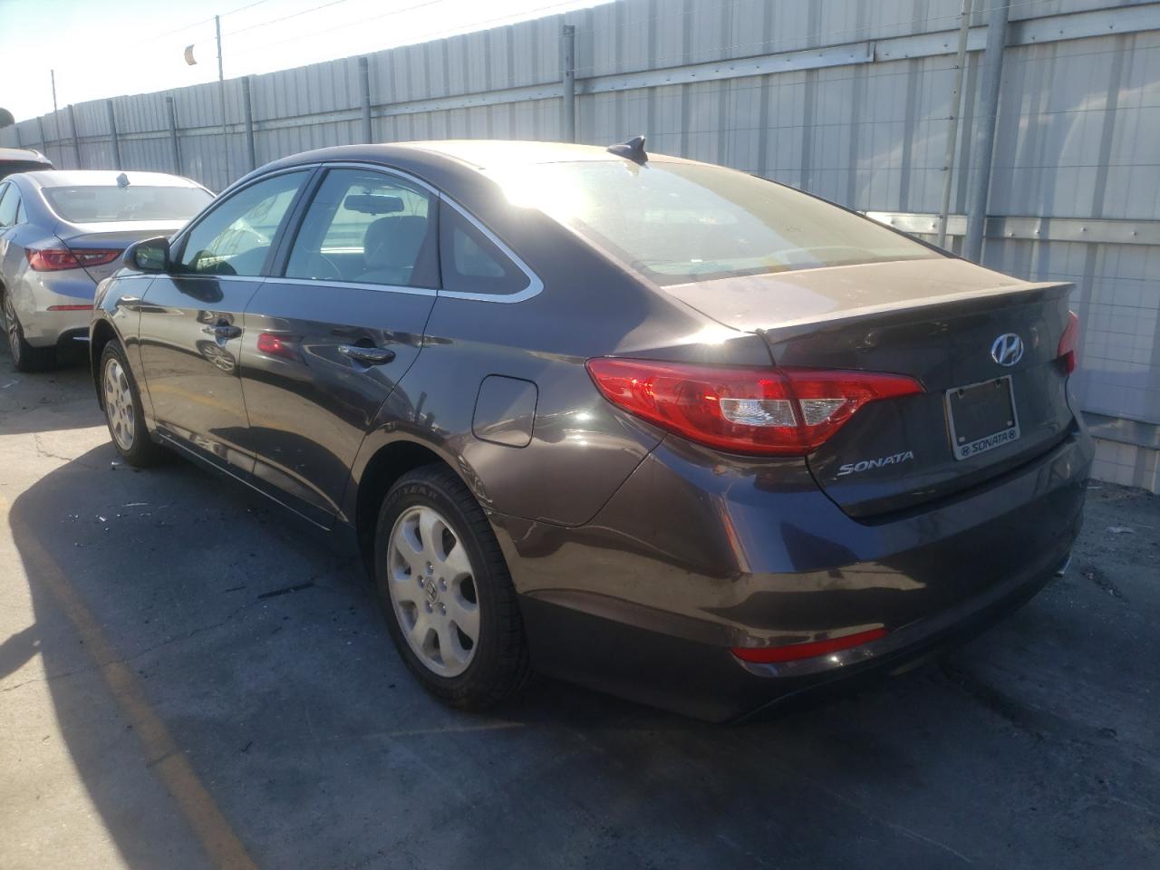 Photo 3 from auction – 2016 HYUNDAI SONATA SE with VIN 5NPE24AF0GH262236