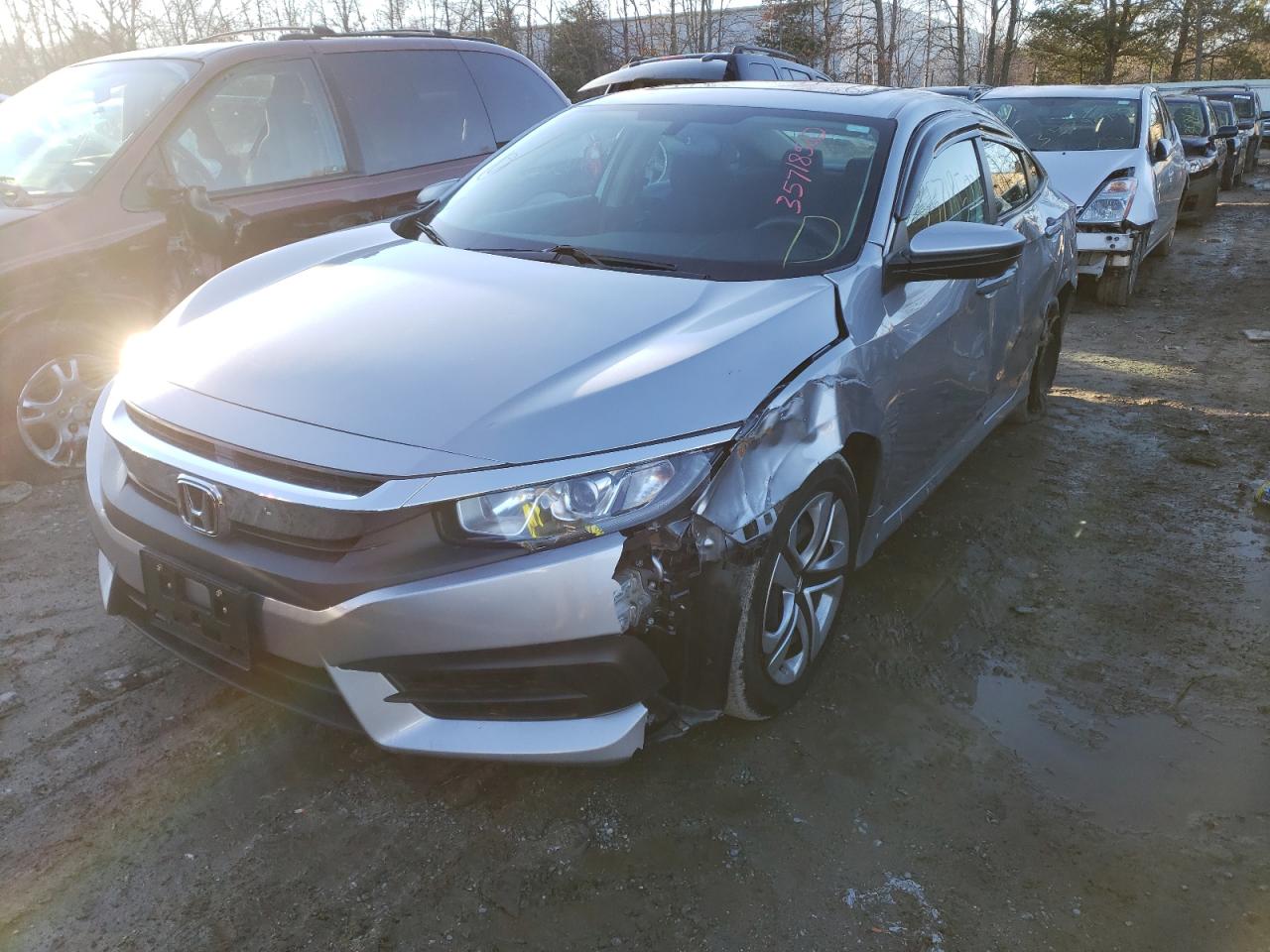 Photo 2 from auction – 2017 HONDA CIVIC LX with VIN 19XFC2F5XHE227070