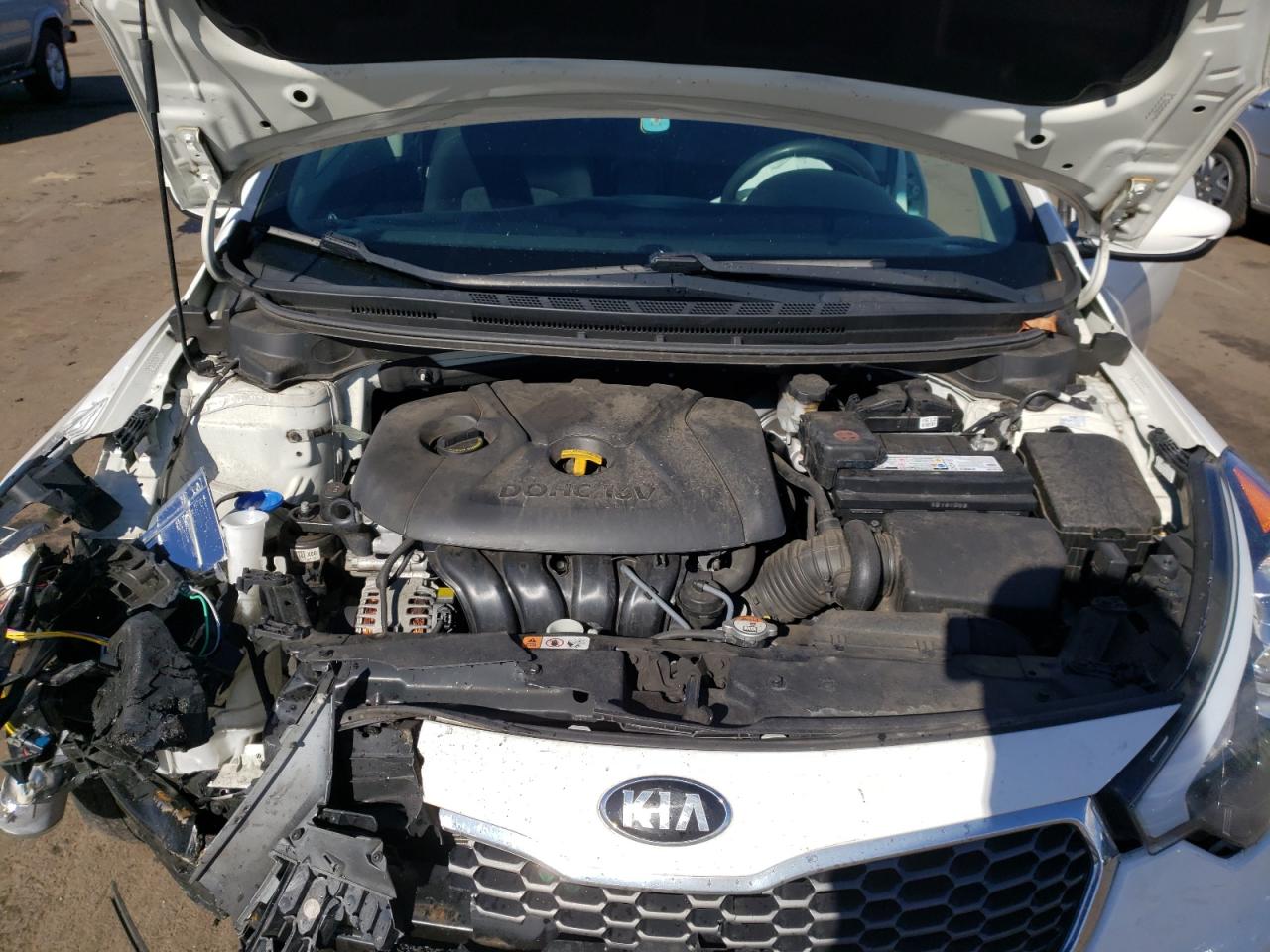 Photo 7 from auction – 2016 KIA FORTE LX with VIN KNAFK4A62G5505451