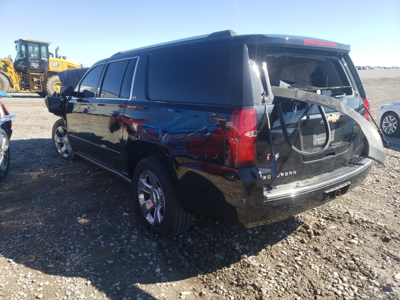 Photo 3 from auction – 2015 CHEVROLET SUBURBAN C with VIN 1GNSCKKC7FR248325