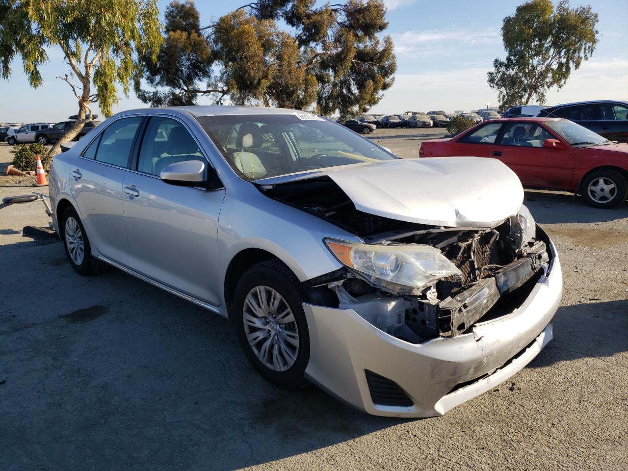TOYOTA CAMRY L 2014 with VIN 4T1BF1FKXEU398044 - Photo from auction