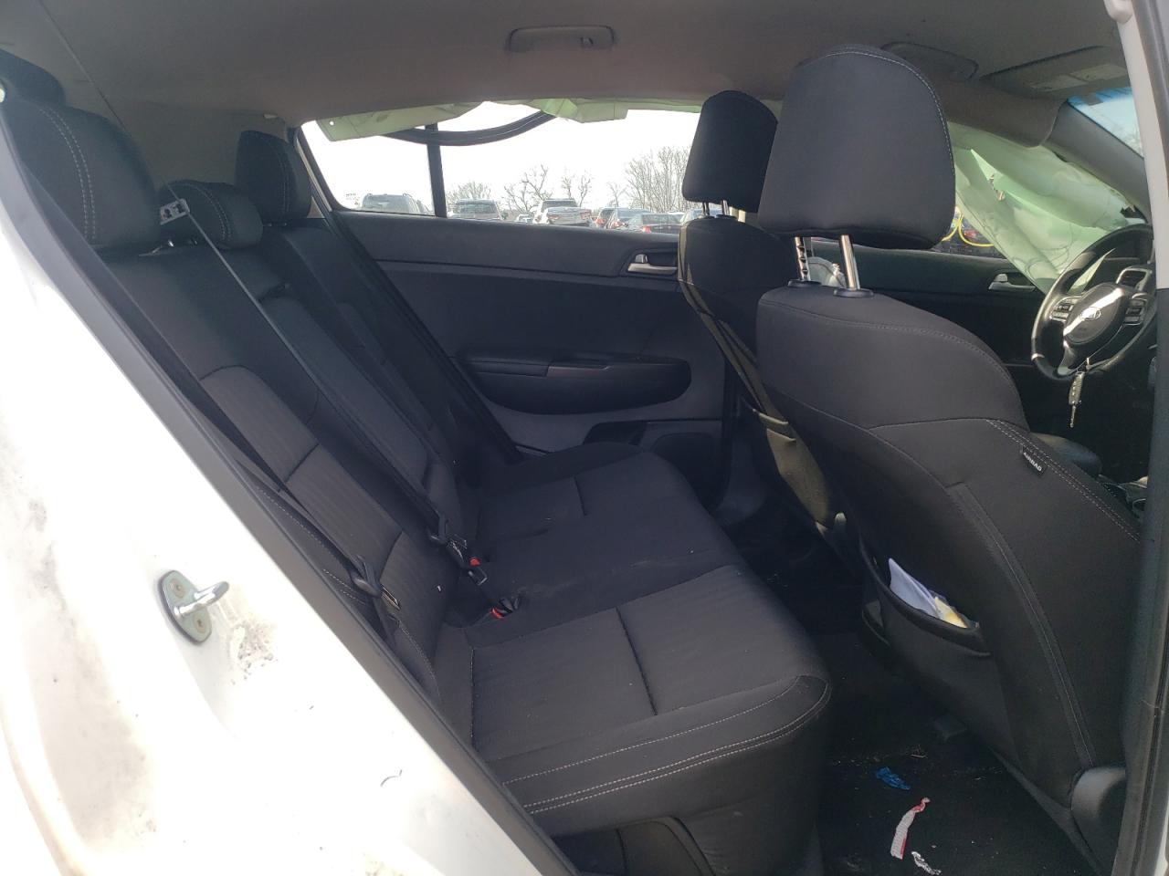 Photo 6 from auction – 2017 KIA SPORTAGE L with VIN KNDPMCAC2H7033100