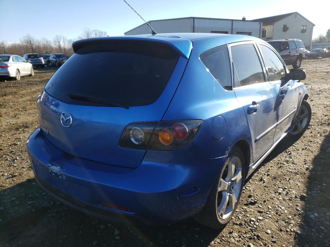 Photo 4 from auction – 2005 MAZDA 3 HATCHBAC with VIN JM1BK143951245796