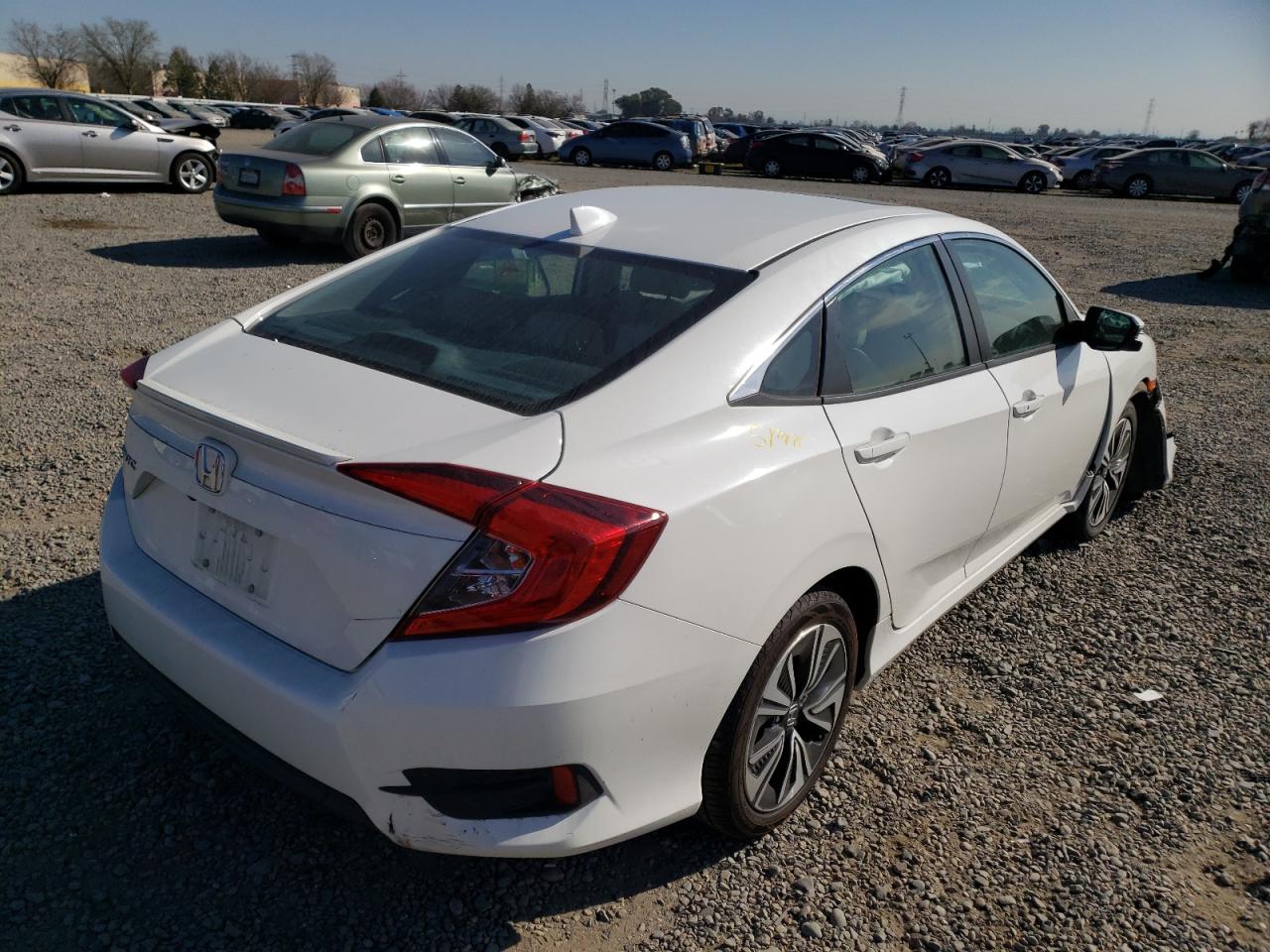 Photo 4 from auction – 2017 HONDA CIVIC EXL with VIN 19XFC1F78HE209422