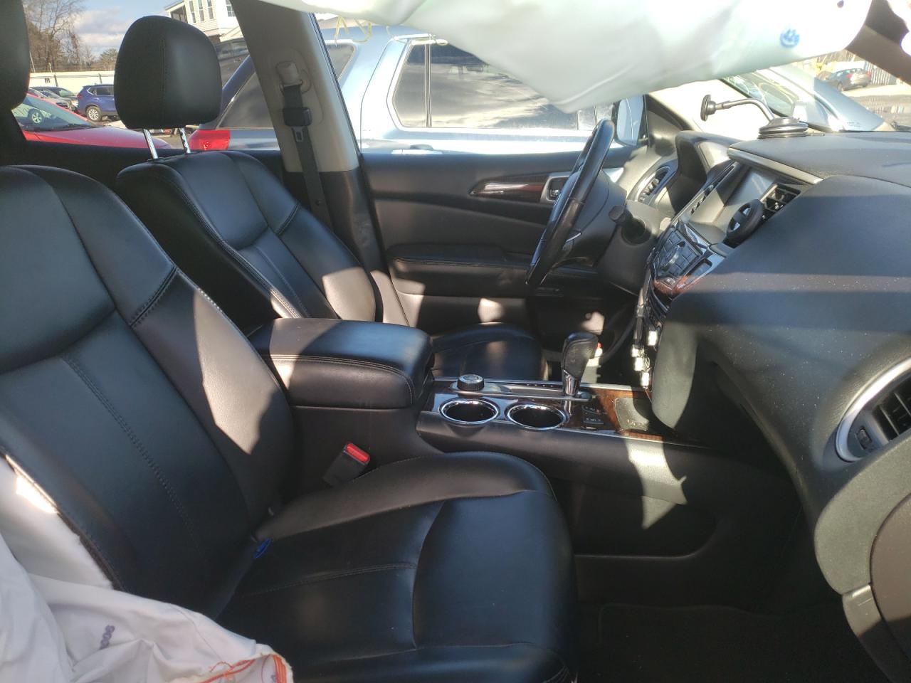 Photo 5 from auction – 2014 NISSAN PATHFINDER with VIN 5N1AR2MM5EC691286