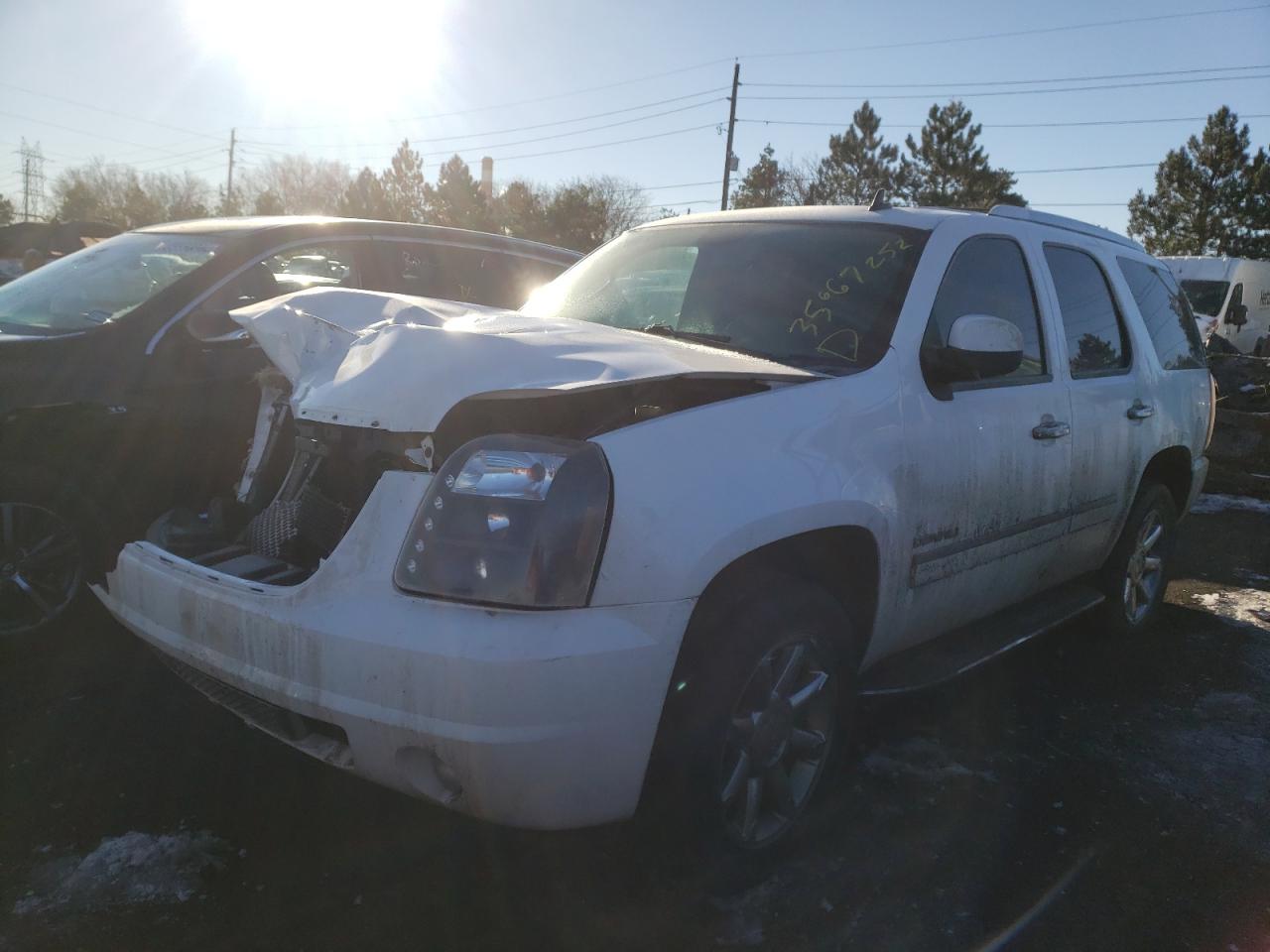 Photo 2 from auction – 2012 GMC YUKON DENA with VIN 1GKS2EEF7CR125529