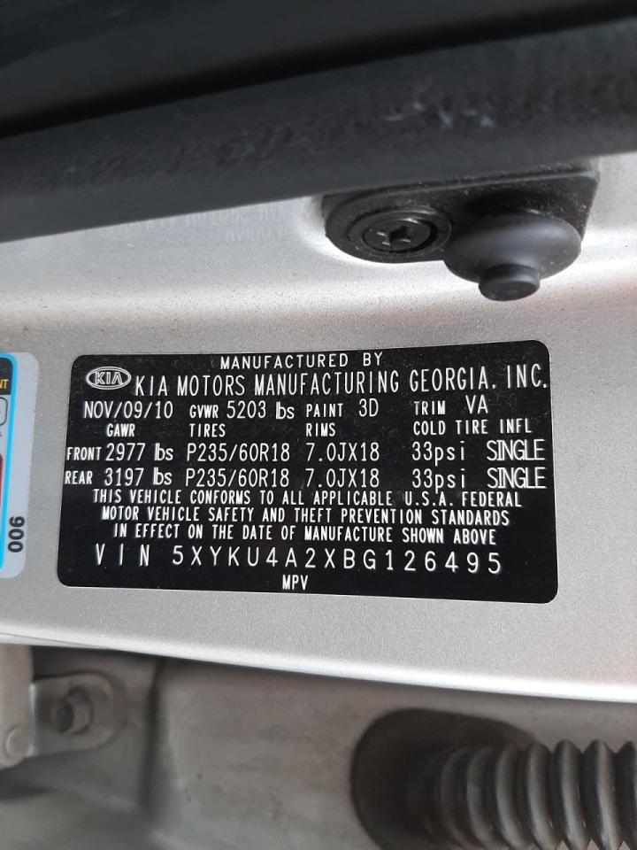 Photo 10 from auction – 2011 KIA SORENTO EX with VIN 5XYKU4A2XBG126495
