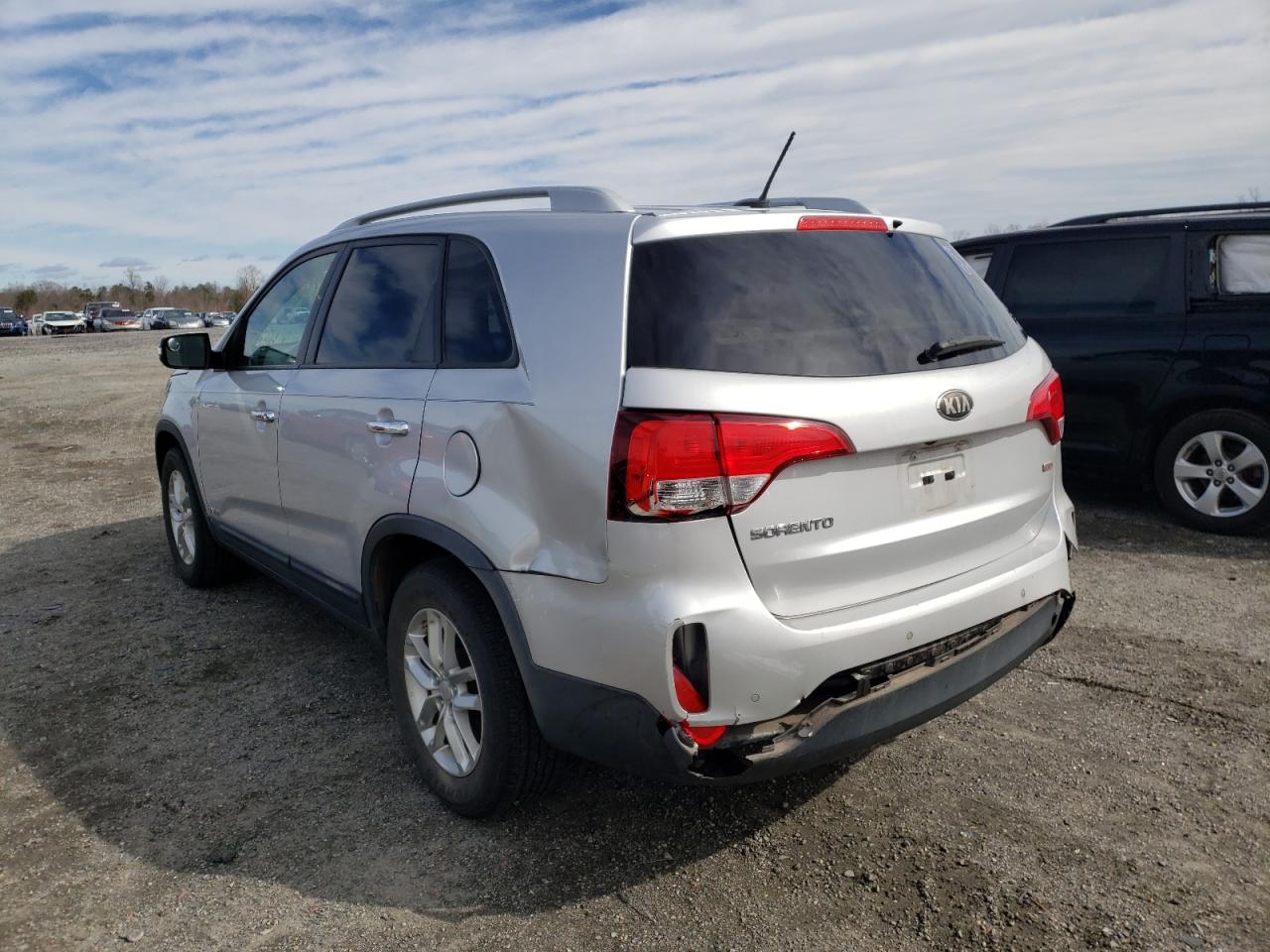Photo 3 from auction – 2014 KIA SORENTO LX with VIN 5XYKTDA67EG481554
