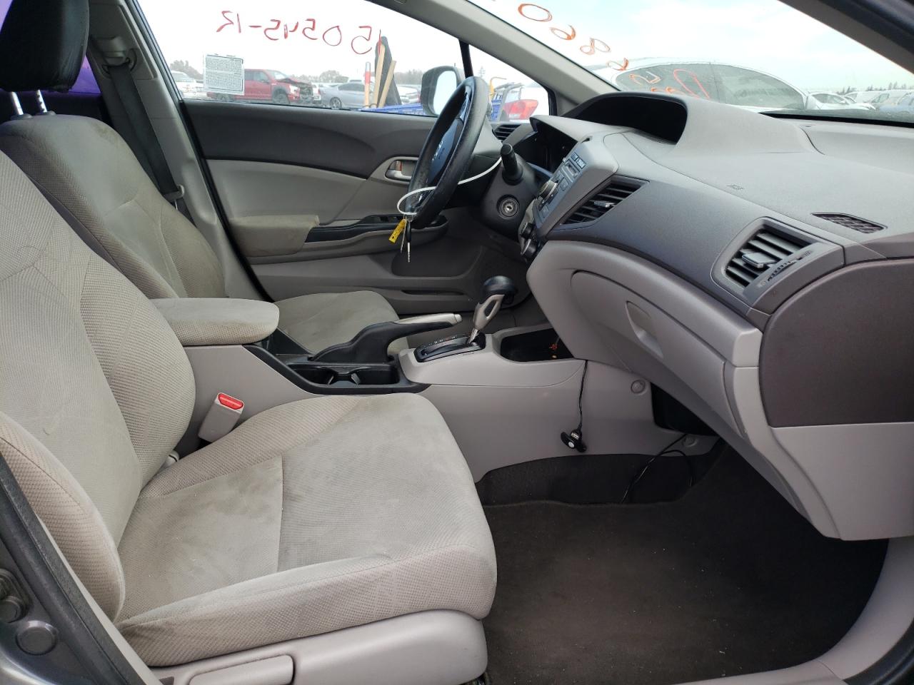 Photo 5 from auction – 2012 HONDA CIVIC HF with VIN 2HGFB2F67CH553919