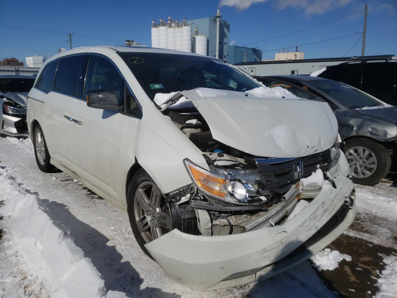 Photo 1 from auction – 2012 HONDA ODYSSEY TO with VIN 5FNRL5H99CB103860