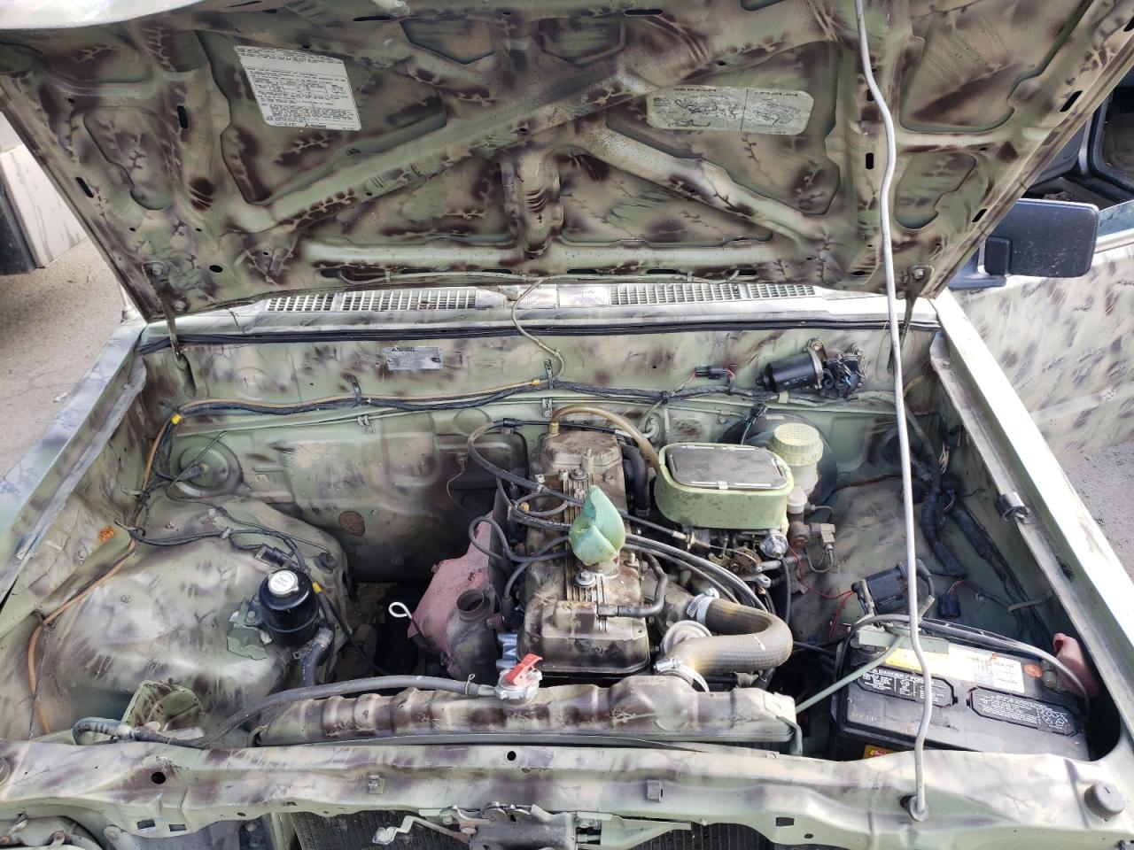 Photo 7 from auction – 1988 DODGE RAM 50 with VIN JB7FL25E4JP103805