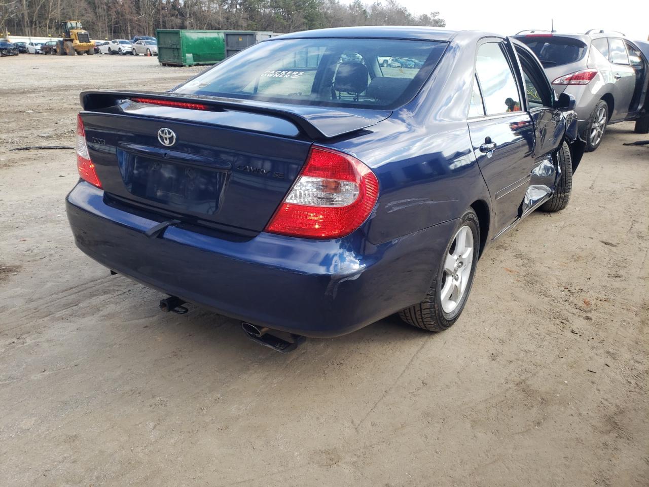Photo 4 from auction – 2004 TOYOTA CAMRY LE with VIN 4T1BE32K44U328591