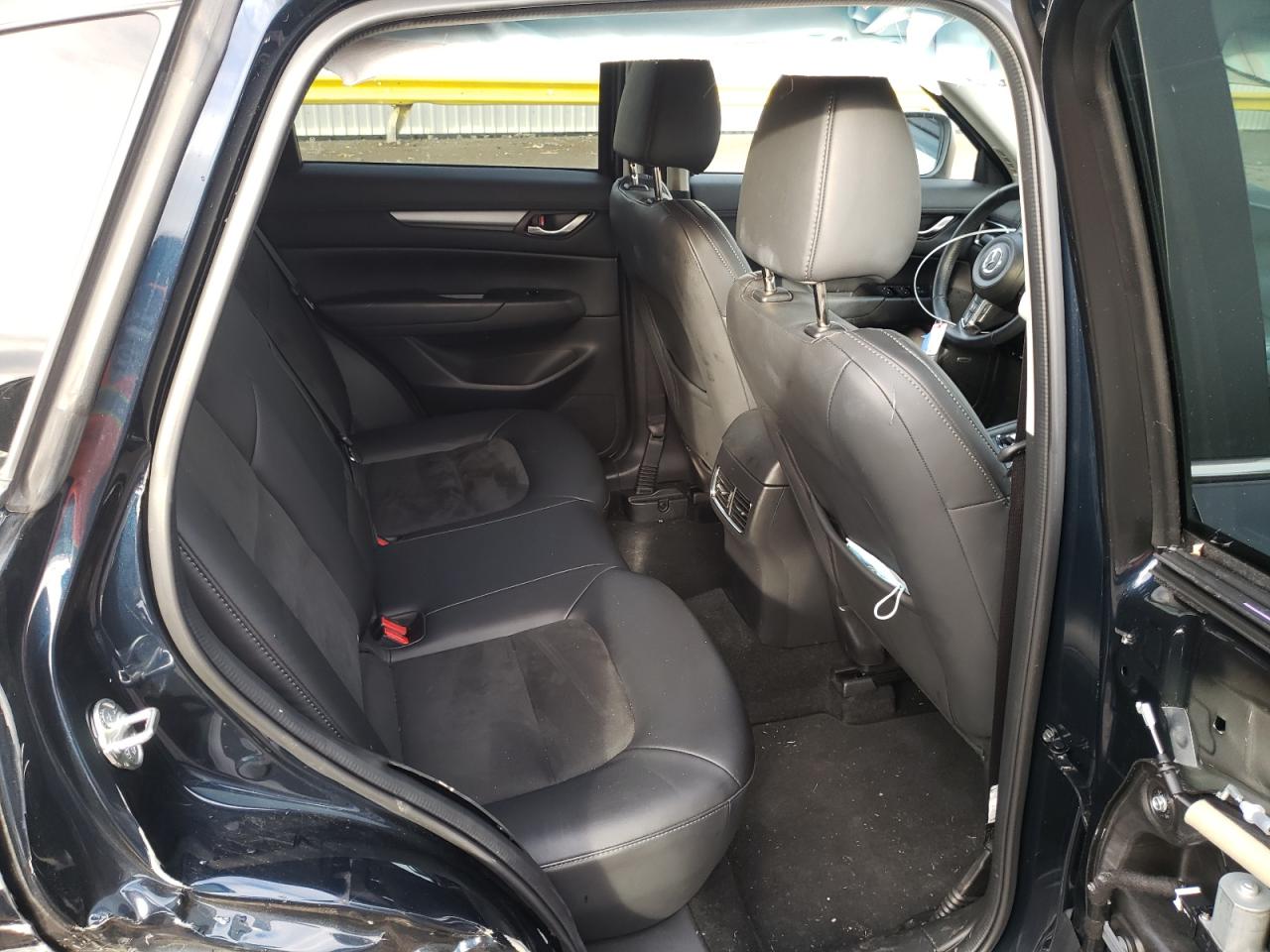 Photo 6 from auction – 2018 MAZDA CX-5 TOURI with VIN JM3KFBCM1J0450895