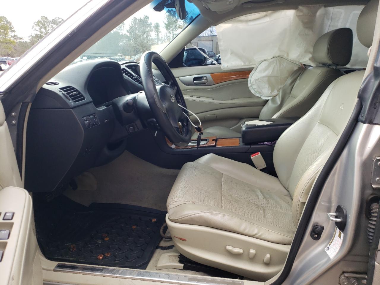 Photo 5 from auction – 2004 INFINITI M45 with VIN JNKAY41E14M401505