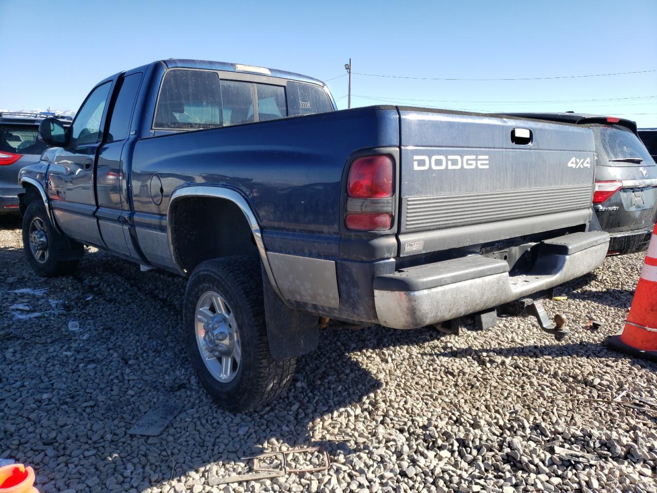Photo 3 from auction – 2001 DODGE RAM 2500 with VIN 3B7KF23781G181194