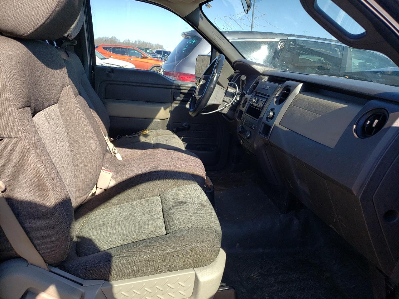Photo 5 from auction – 2009 FORD F150 with VIN 1FTRF12W79KC04972