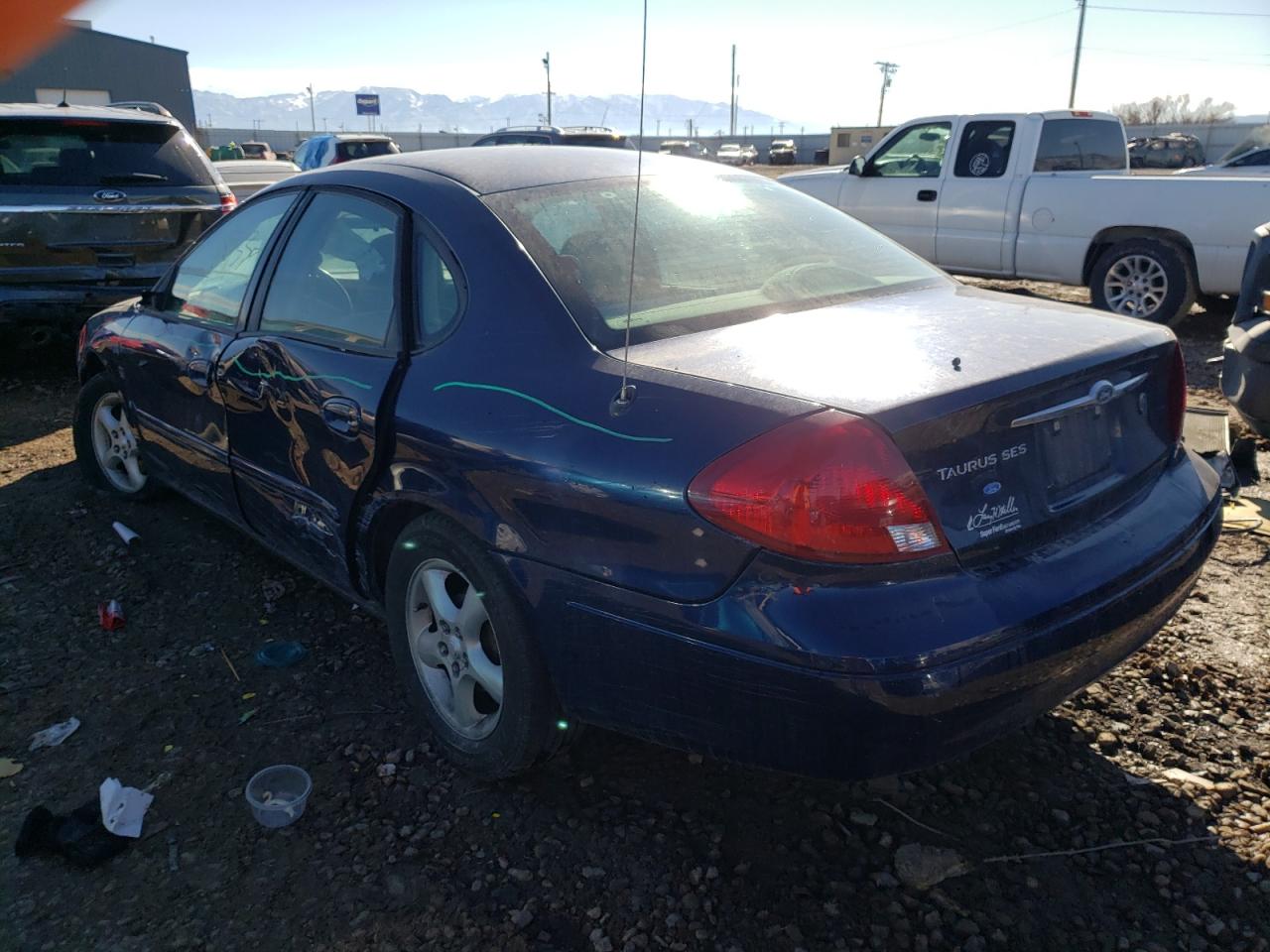 Photo 3 from auction – 2001 FORD TAURUS SES with VIN 1FAFP55S61G144406