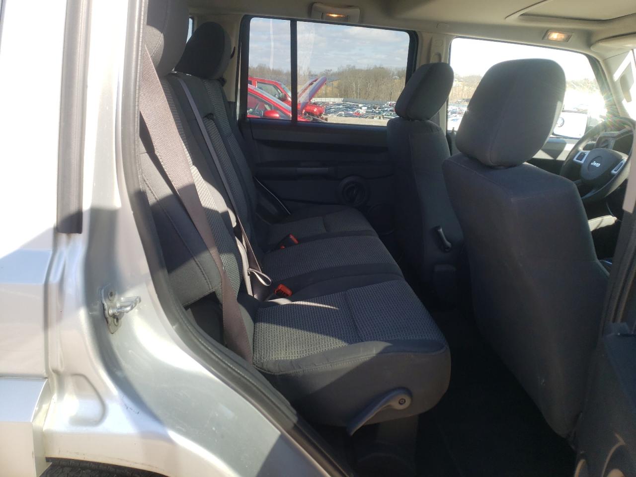 Photo 6 from auction – 2008 JEEP COMMANDER with VIN 1J8HG48K38C159108