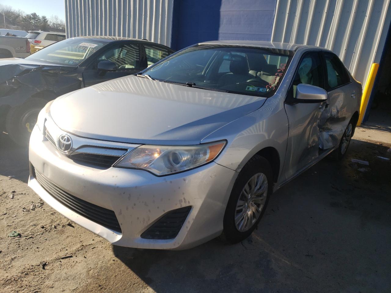 Photo 2 from auction – 2012 TOYOTA CAMRY BASE with VIN 4T1BF1FK4CU066128