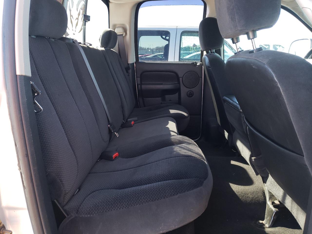 Photo 6 from auction – 2005 DODGE RAM 1500 S with VIN 1D7HA18D05S130519