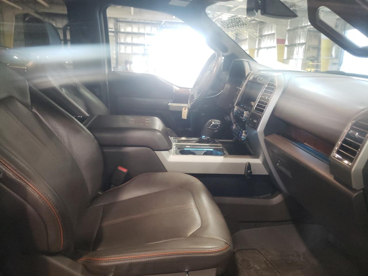 Photo 5 from auction – 2016 FORD F150 SUPER with VIN 1FTEW1EG2GFD20573