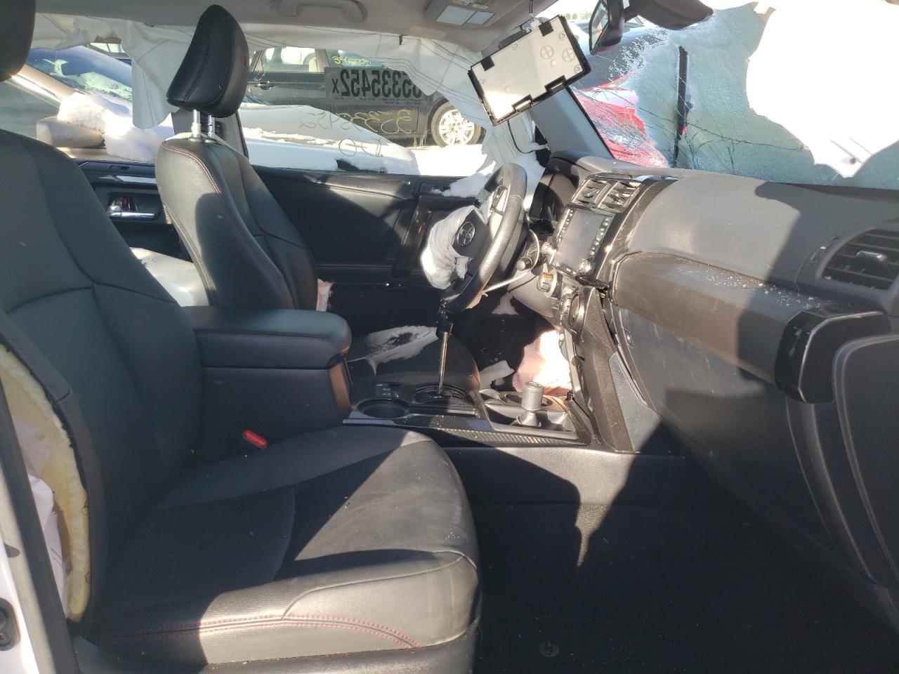 Photo 5 from auction – 2020 TOYOTA 4RUNNER SR with VIN JTEBU5JR9L5773673