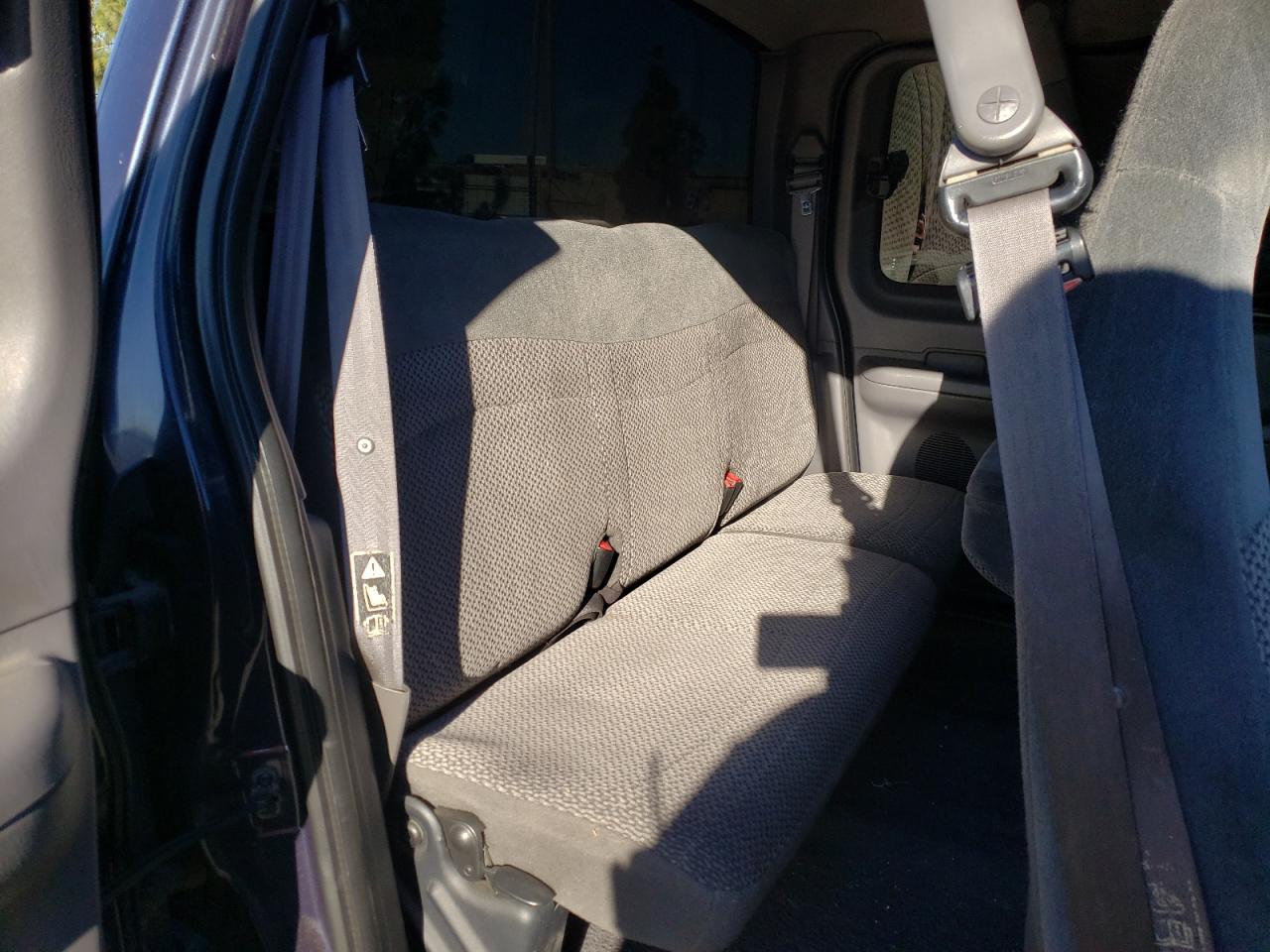 Photo 6 from auction – 2000 FORD F150 with VIN 1FTZX0726YKA44949