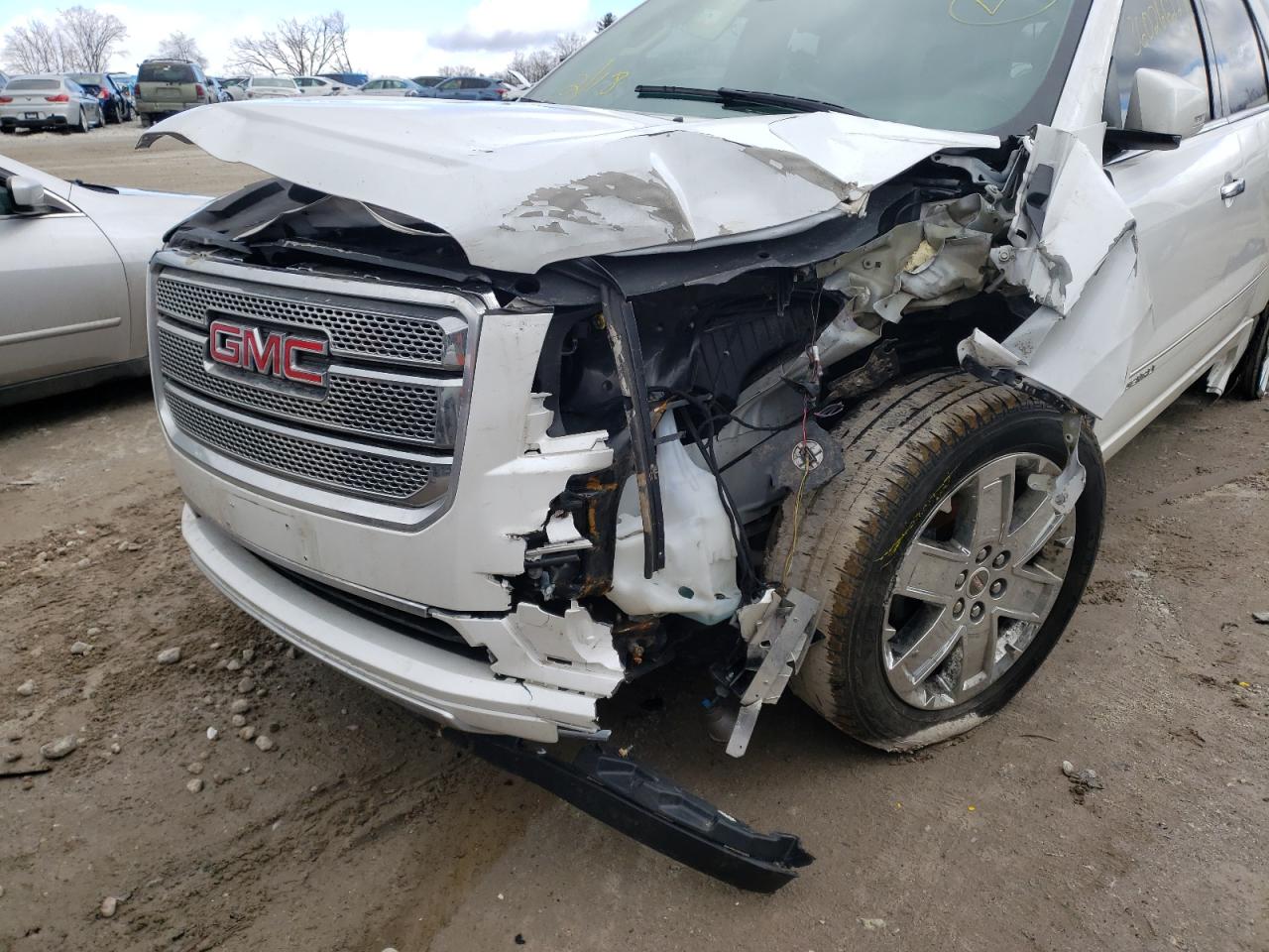 Photo 9 from auction – 2016 GMC ACADIA DEN with VIN 1GKKVTKD2GJ290245