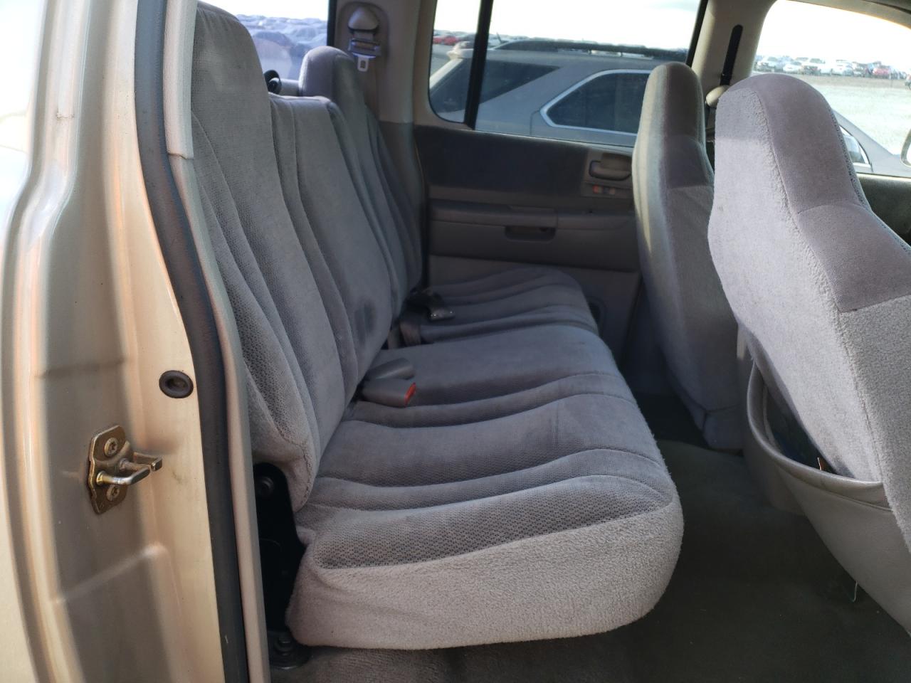 Photo 6 from auction – 2003 DODGE DAKOTA R/T with VIN 1D7HG48N73S254728