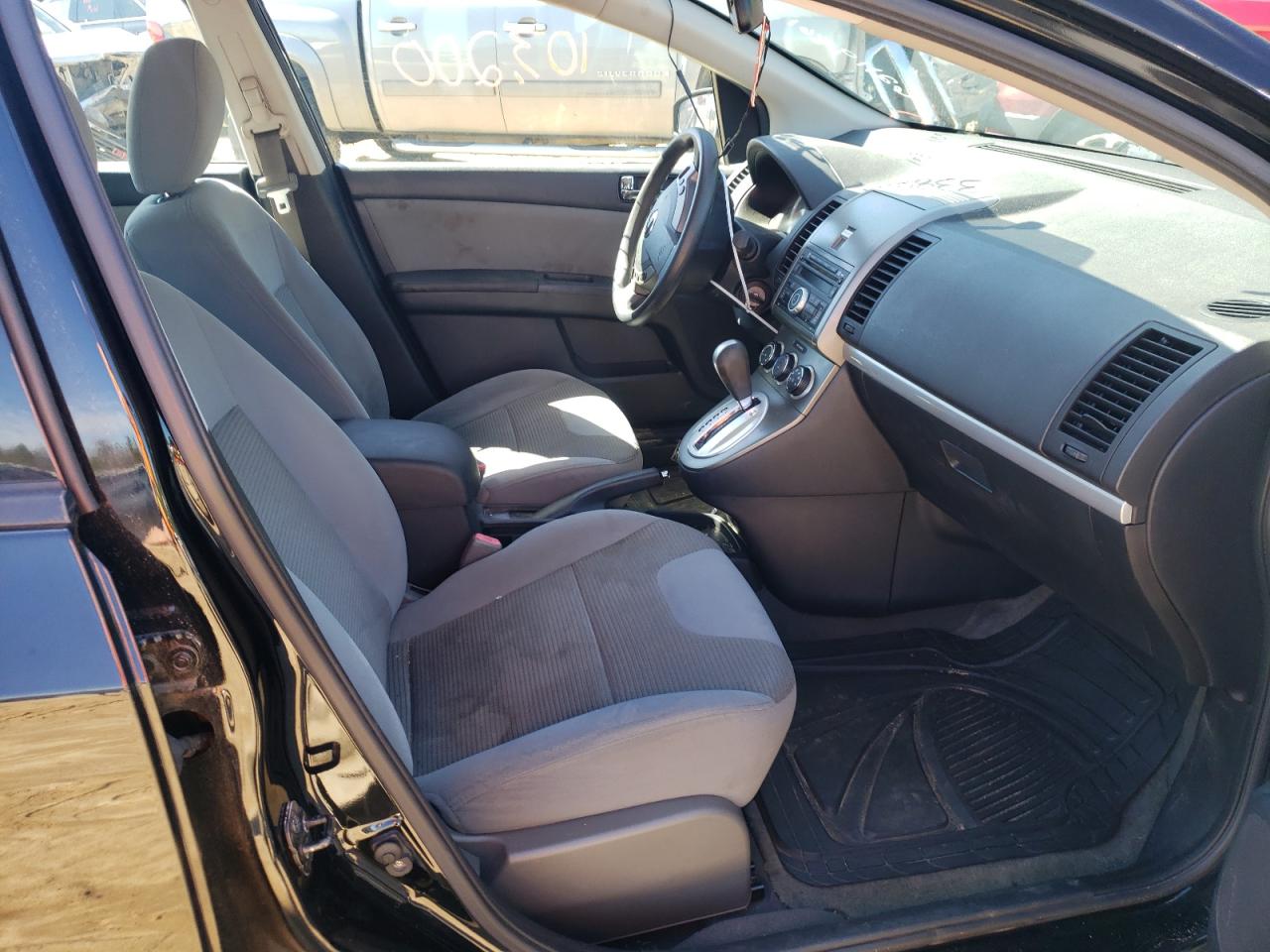 Photo 5 from auction – 2011 NISSAN SENTRA 2.0 with VIN 3N1AB6AP7BL666410