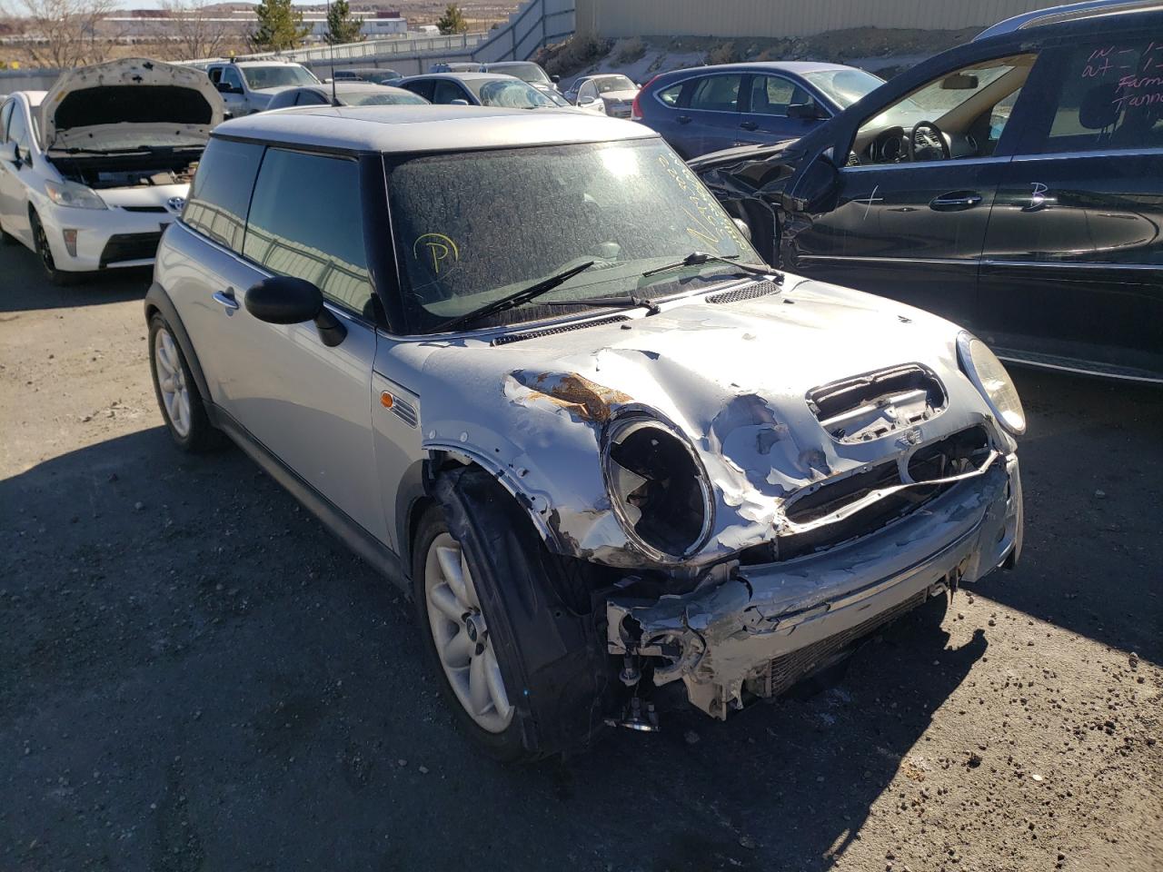 MINI COOPER S 2006 with VIN WMWRE33526TJ35146 - Photo from auction