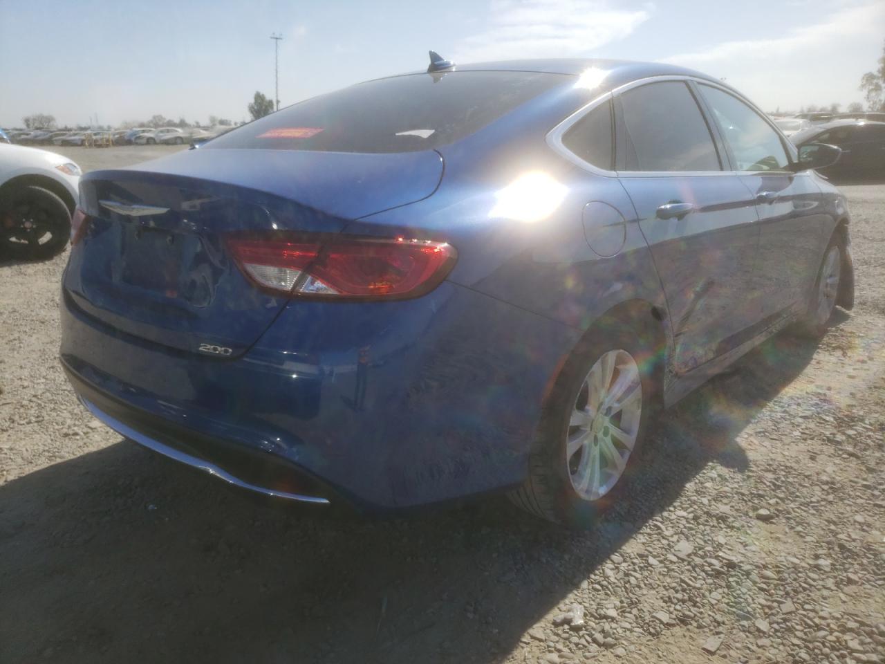 Photo 4 from auction – 2015 CHRYSLER 200 LIMITE with VIN 1C3CCCAB0FN750827