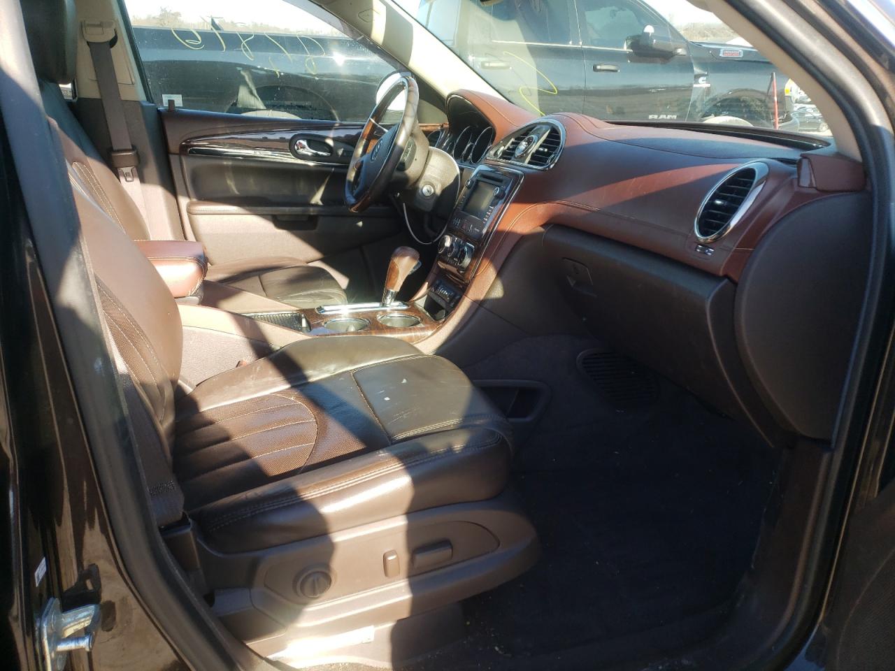 Photo 5 from auction – 2014 BUICK ENCLAVE with VIN 5GAKRBKD3EJ141061