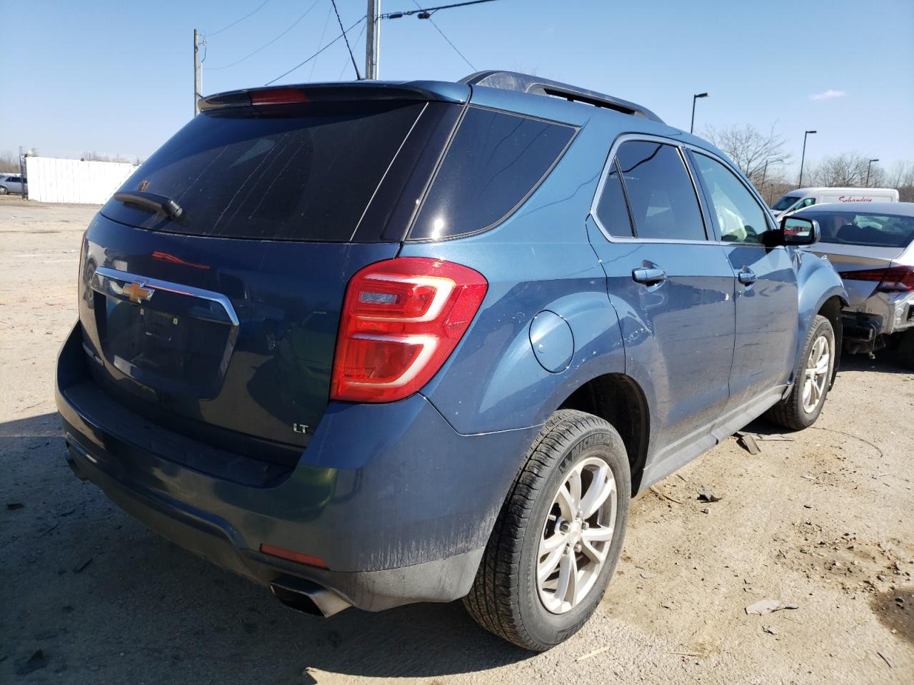 Photo 4 from auction – 2017 CHEVROLET EQUINOX LT with VIN 2GNFLFE36H6130995