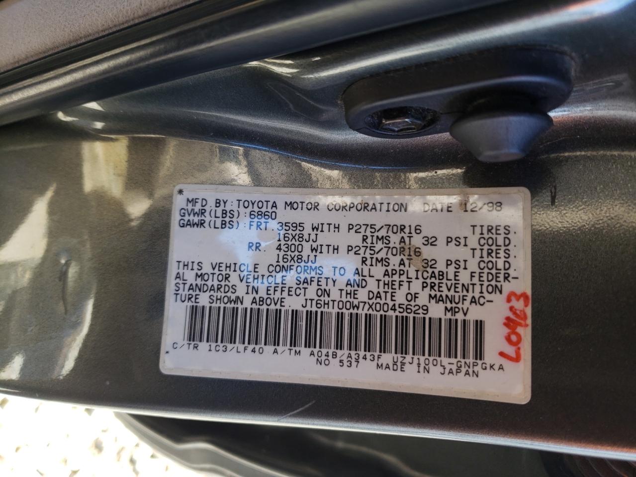 Photo 10 from auction – 1999 LEXUS LX 470 with VIN JT6HT00W7X0045629