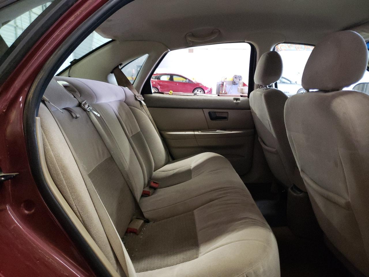 Zdjęcie 6 z aukcji – 2005 FORD TAURUS SE z VIN 1FAHP53U95A135043