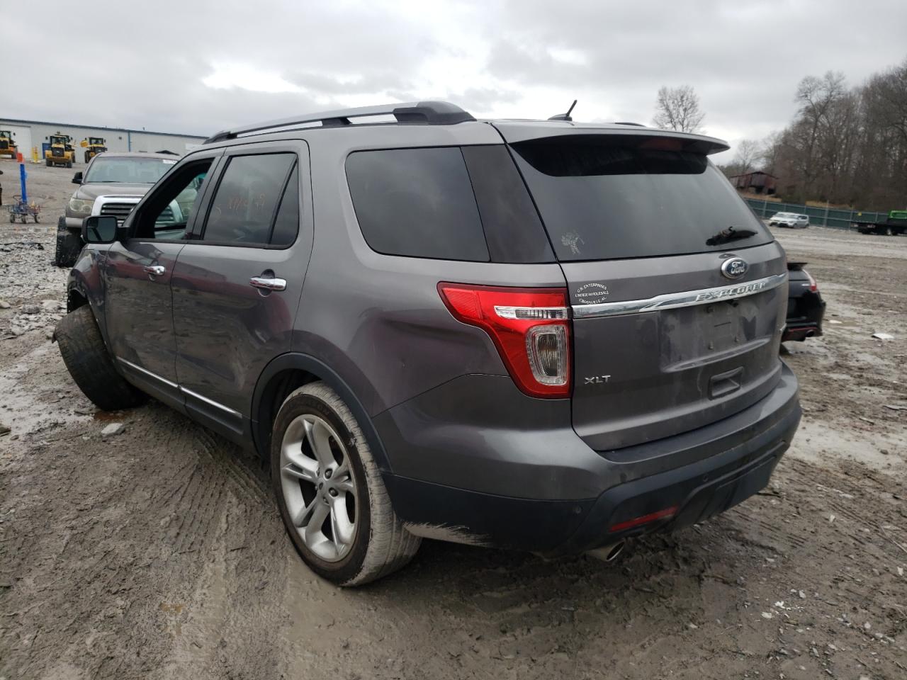 Photo 3 from auction – 2013 FORD EXPLORER X with VIN 1FM5K7D8XDGB38503