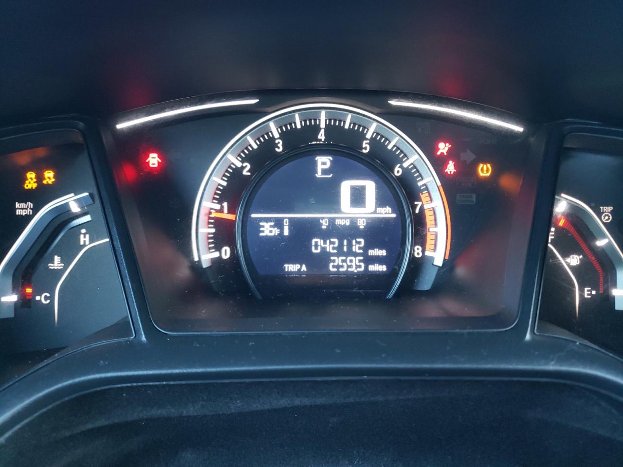 Photo 8 from auction – 2017 HONDA CIVIC LX with VIN 19XFC2F5XHE227070