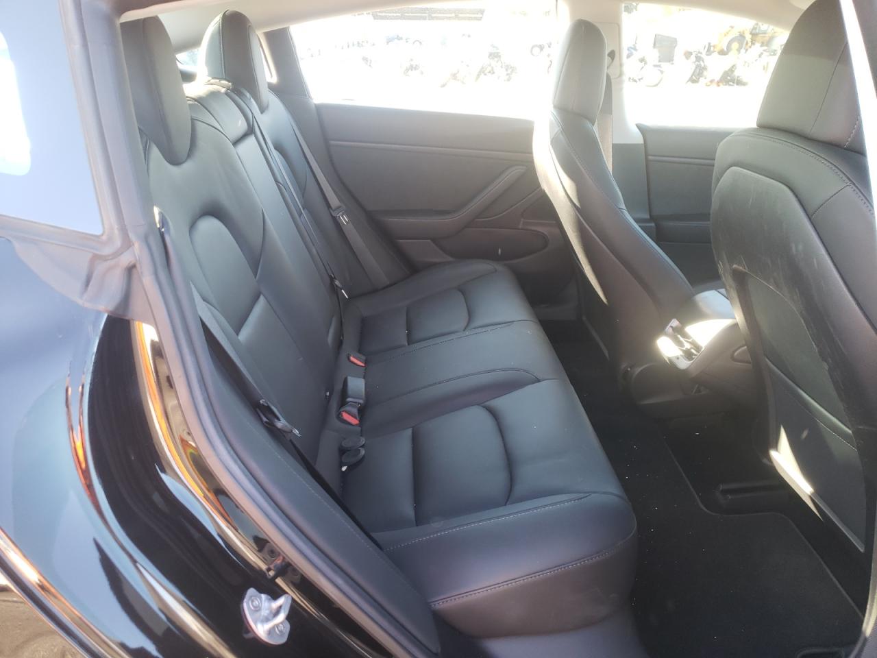 Photo 6 from auction – 2018 TESLA MODEL 3 with VIN 5YJ3E1EA0JF169878