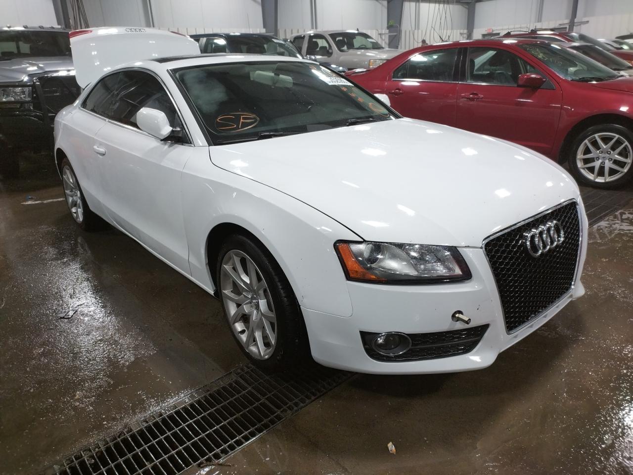 AUDI A5 PREMIUM 2011 with VIN WAUCFAFR3BA049727 - Photo from auction