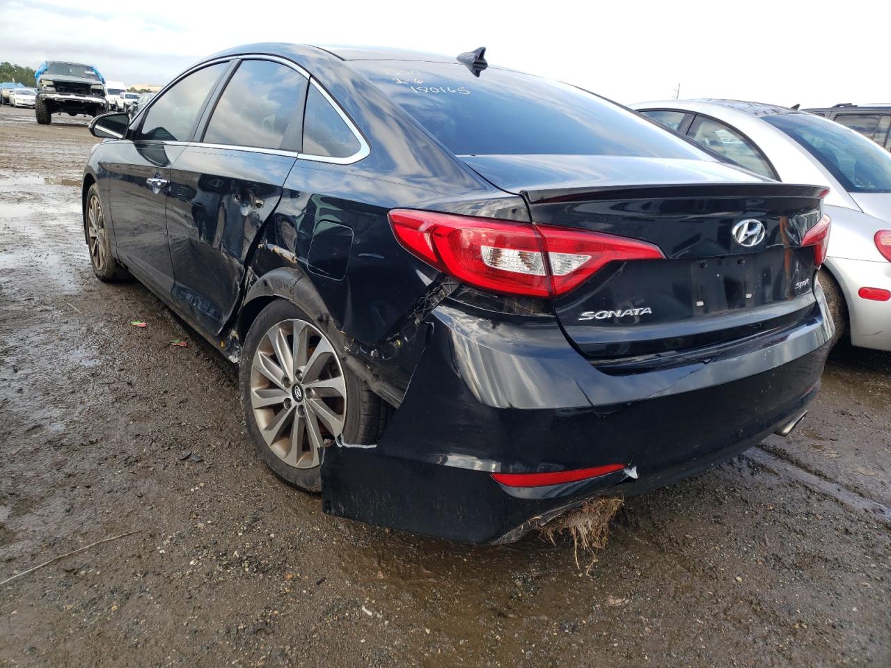 Photo 3 from auction – 2015 HYUNDAI SONATA SPO with VIN 5NPE34AF4FH180165