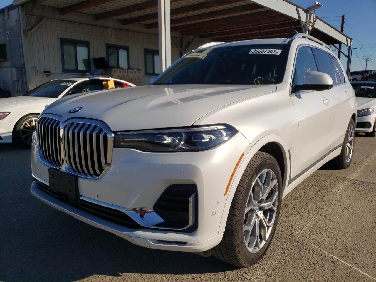 Photo 2 from auction – 2020 BMW X7 XDRIVE4 with VIN 5UXCW2C04L9B21683