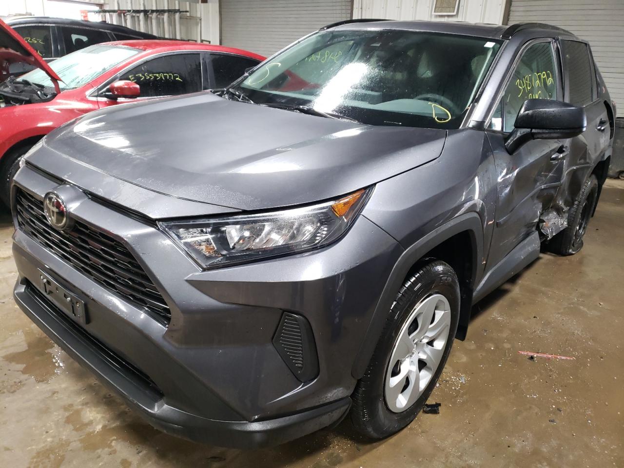 Photo 2 from auction – 2020 TOYOTA RAV4 LE with VIN 2T3F1RFV1LC079873